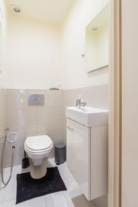 Close To Station Appartement *
